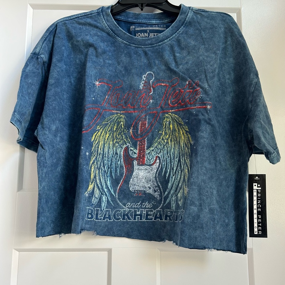 NWT Joan Jett Vintage Wash Cropped Tee Size L